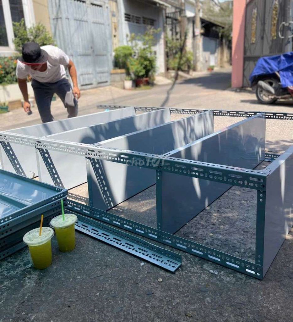 Kệ sắt. Mua bán Tủ, kệ gia đình tại Quận Bình Thạnh Tp Hồ Chí Minh được đăng bởi LÂM KỆ SẮT hình 1