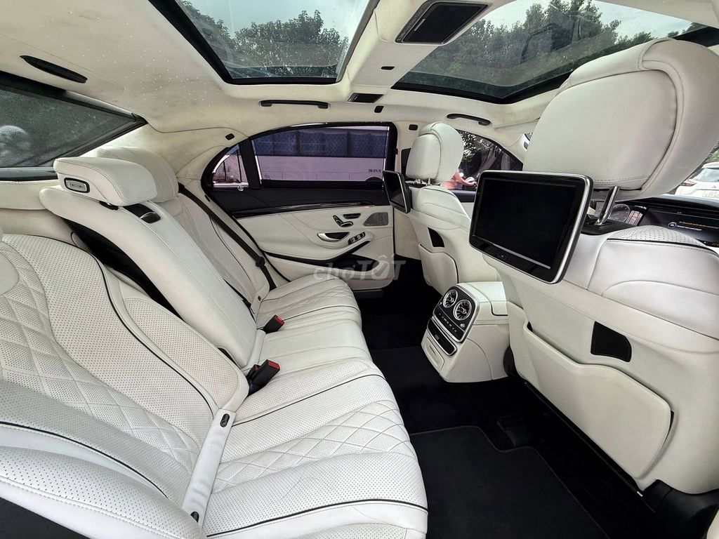MERCEDES BENZ S400 Đời 2016 Độ Lên MAYBACH Cực Đẹp. Mua bán Ô tô tại Quận Tây Hồ Hà Nội được đăng bởi Nguyễn Hoàng Sơn hình 11