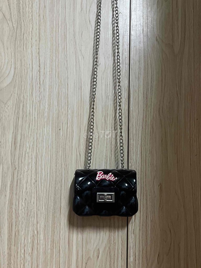Túi xách Barbie nữ cao su Mini Đen. Mua bán Túi xách tại Quận 11 Tp Hồ Chí Minh được đăng bởi Thanh Vân hình 1