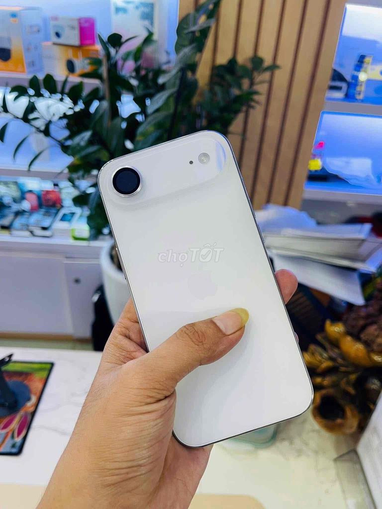 iPhone Air chính hãng 256G Fullbox Pin 100%. Mua bán Điện thoại tại Quận Hải Châu Đà Nẵng được đăng bởi Tèo hình 1