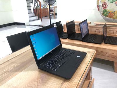 Dell E7270 💯ram8gb 💯ssd250gb 💯nhỏ gọn đẹp. Mua bán Laptop tại Thành phố Biên Hòa Đồng Nai được đăng bởi Cửa Hàng Công Nghệ Số CNS
