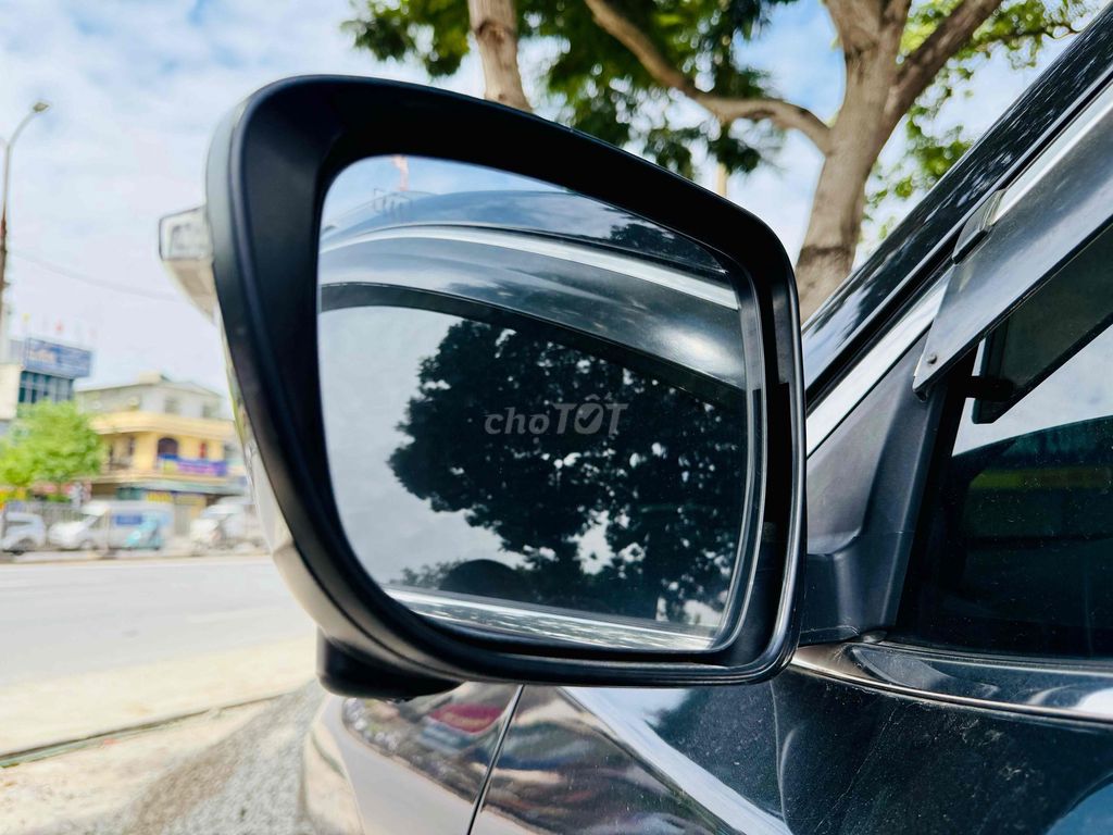 Nissan X-trail 2.5 Awd Premium. Mua bán Ô tô tại Quận Hoàng Mai Hà Nội được đăng bởi Phạm quang đồng hình 15