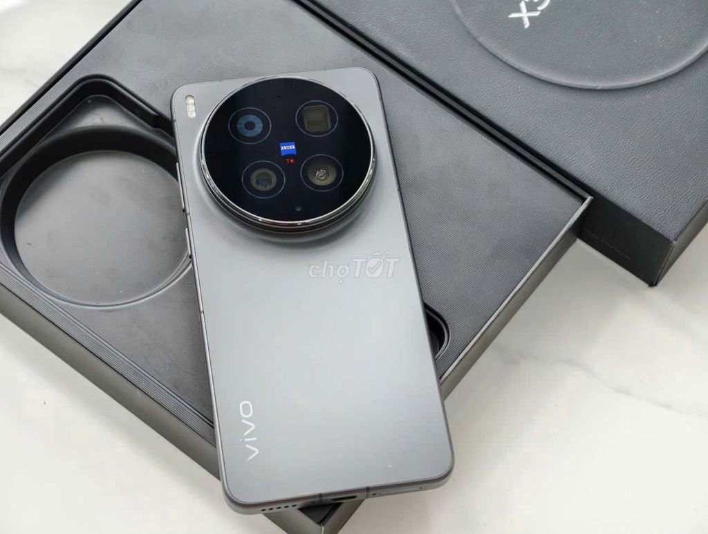 Vivo X300 Ultra 16GB/512GB Đen Like New. Mua bán Điện thoại tại Quận Ninh Kiều Cần Thơ được đăng bởi Lê Khang hình 1