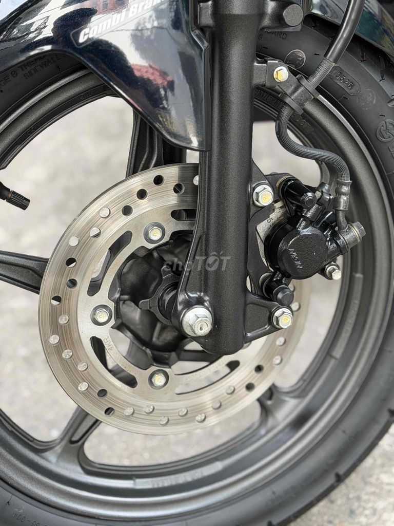 Honda AirBlade 4val 125 T12/2024, чёрный глянец серебро