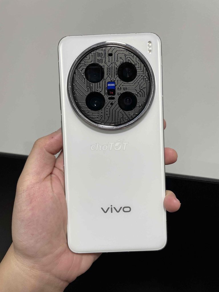 Vivo X200 Pro 12GB 256GB Trắng  pin 100 đẹp. Mua bán Điện thoại tại Quận 7 Tp Hồ Chí Minh được đăng bởi Mouse hình 1