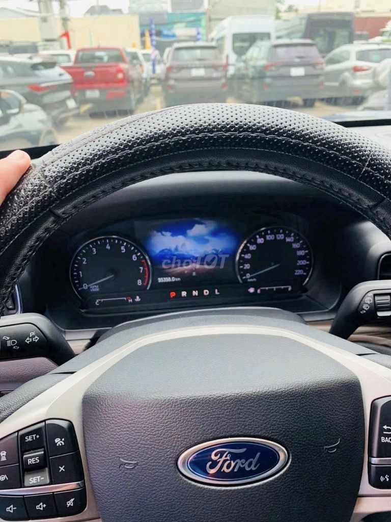 Chính Hãng Ford Explorer 2021 -XHĐ FULL - 50000 km. Mua bán Ô tô tại Quận 12 Tp Hồ Chí Minh được đăng bởi Hoàng Ford SG hình 4