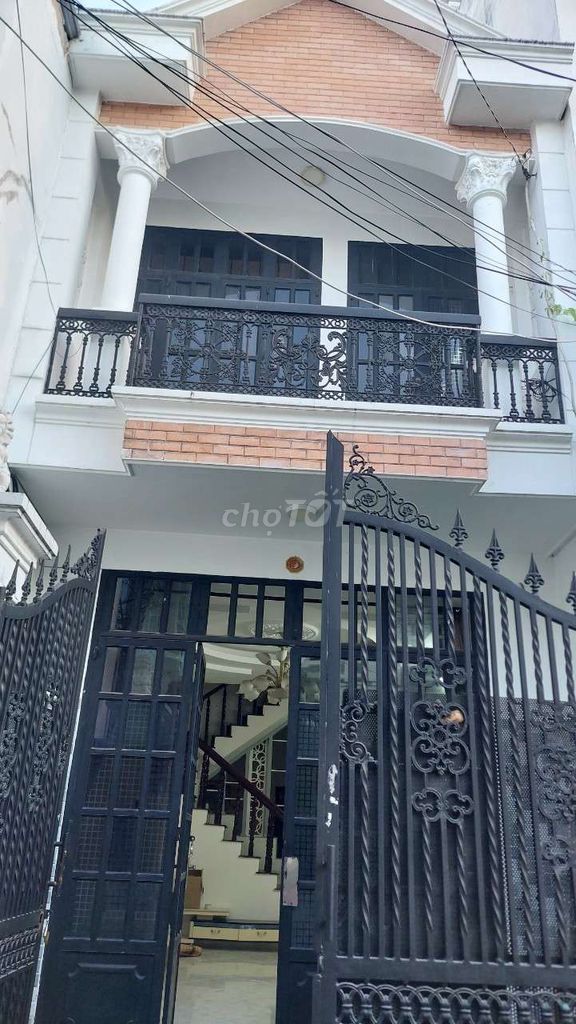 Cho thuê nhà rộng rãi, 1Trệt 1Lầu, đường Nguyễn Kiệm P3 Gò Vấp