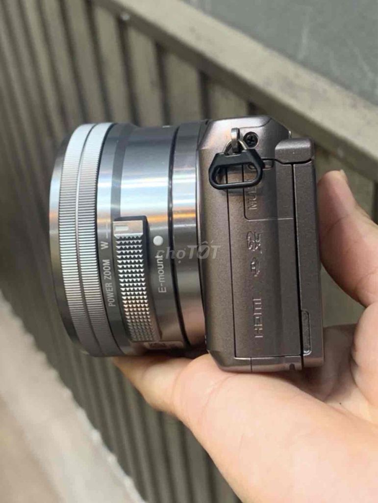 Máy ảnh Sony A5100 nâu đỏ. Mua bán Máy ảnh, Máy quay tại Thành phố Buôn Ma Thuột Đắk Lắk được đăng bởi Dương Huy hình 1