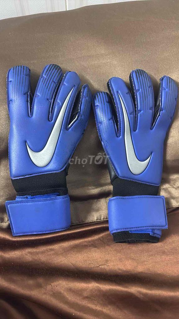 Găng tay thủ môn Nike Vapor promo