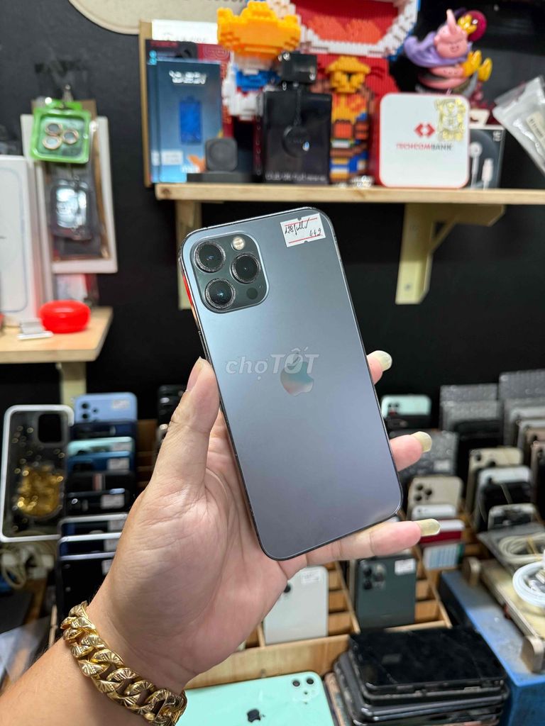 Apple iPhone 12 Pro Max 128GB Xám Like New. Mua bán Điện thoại tại Quận Bình Thạnh Tp Hồ Chí Minh được đăng bởi SyTuan hình 1