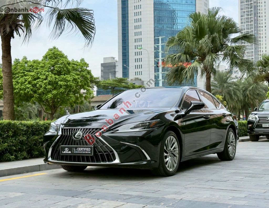 Lexus ES 300h 2023 - 2 Tỷ 950 Triệu. Mua bán Ô tô tại Quận Ba Đình Hà Nội được đăng bởi Nguyễn Khắc Hoàn hình 2
