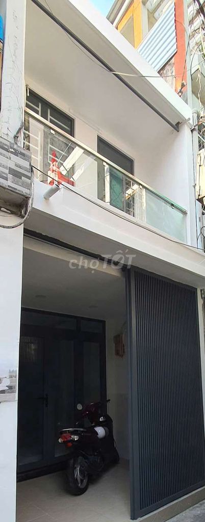 Cho thuê nhà nguyên căn. Đường Nguyễn Trãi,Phường 2.Quận 5