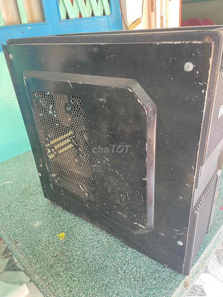 Máy tính để bàn HP Z600 Đen Đã qua sử dụng. Mua bán Máy tính để bàn tại Thị xã Cai Lậy Tiền Giang được đăng bởi Quang Bình Tb hình 1