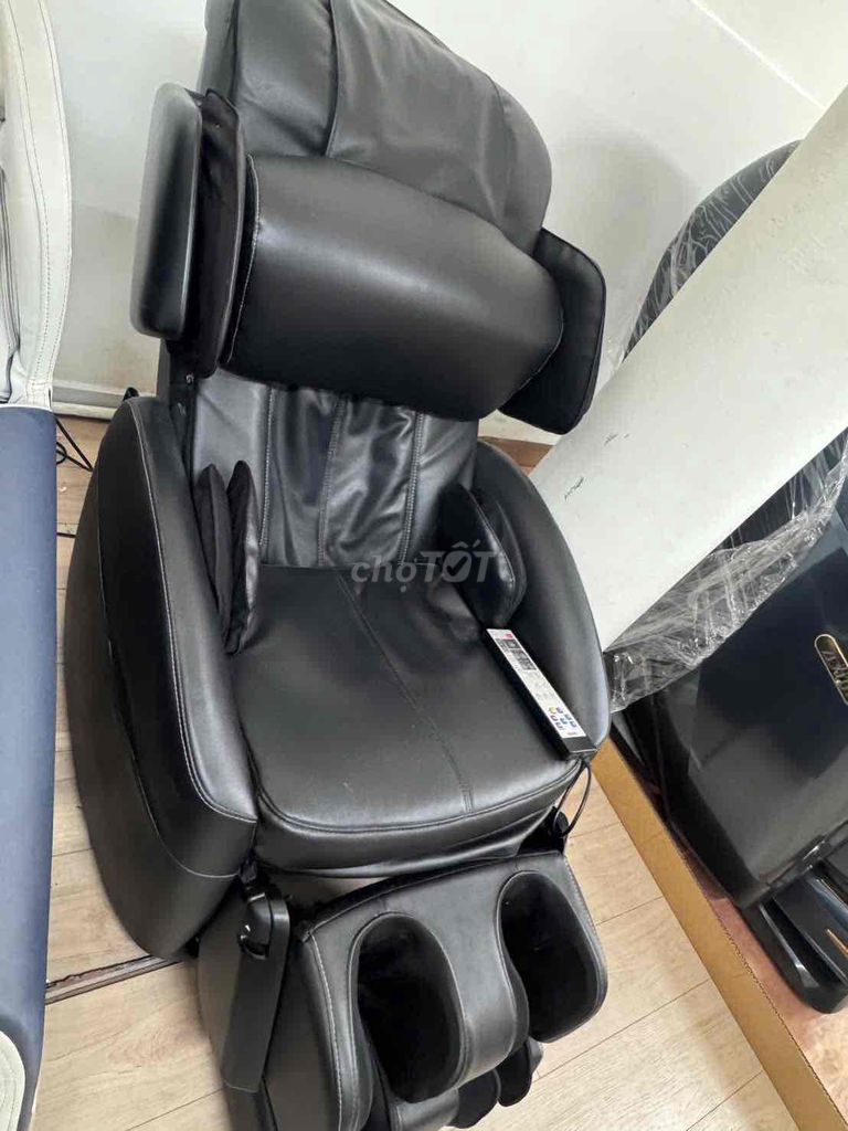 Ghế massage Fujiryoky SKS 80 Đen Nhật Bản. Mua bán Bàn ghế tại Quận 3 Tp Hồ Chí Minh được đăng bởi Nghĩa Nasa hình 1
