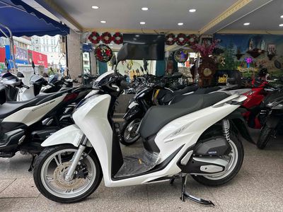 SH 160i ABS 2024 Trắng 1637 Km HSCT Bấm Biển Liền. Mua bán Xe máy tại Quận Phú Nhuận Tp Hồ Chí Minh được đăng bởi Ngô Hà