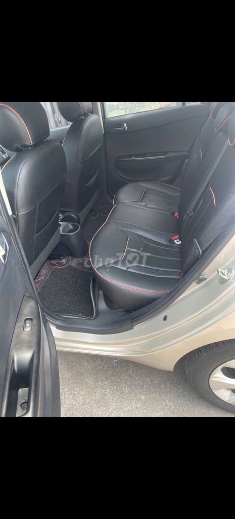 Hyundai i20 2011 5 chỗ Số sàn. Mua bán Ô tô tại Thành phố Thủ Dầu Một Bình Dương được đăng bởi anh tú hình 7