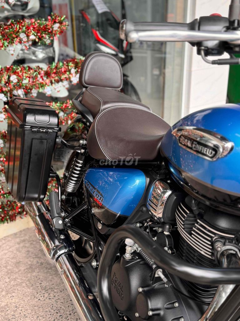 Royal Enfield Meteor 350 2023 Xanh dương 10000 km. Mua bán Xe máy tại Quận Bình Tân Tp Hồ Chí Minh được đăng bởi Việt Motor Bình Tân hình 4