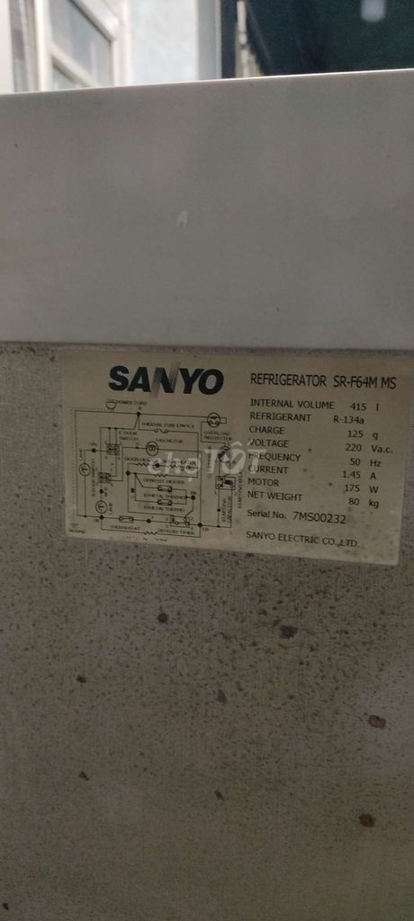 Tu lạnh 400lit Sanyo