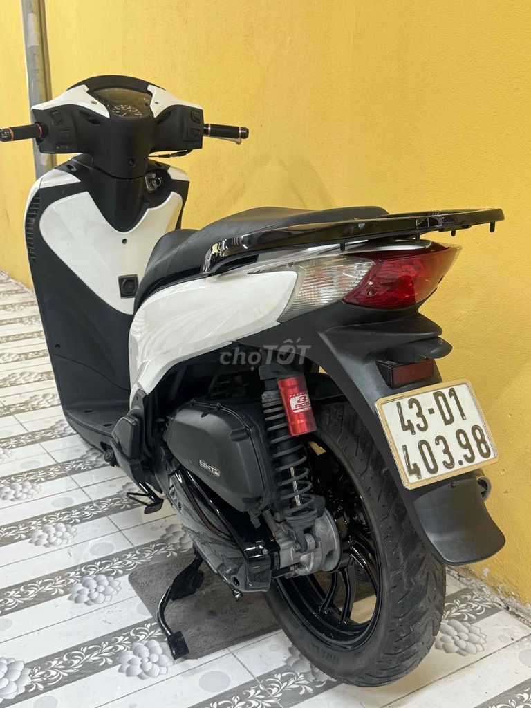 SH 125 2015 года в обвесе под Italy супер красивый 43D1-403.98