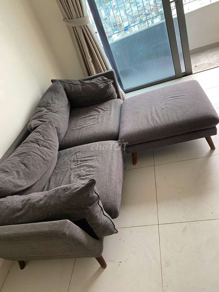 Thanh lý sofa và kệ tivi