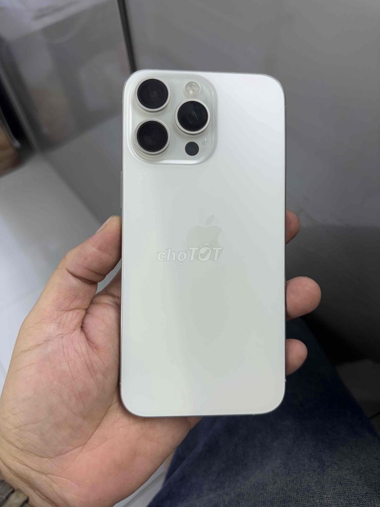 Apple iPhone 15 Pro Max 256GB Trắng. Mua bán Điện thoại tại Quận Liên Chiểu Đà Nẵng được đăng bởi Nguyễn Thành Danh hình 1