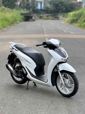 Shvn 125 Trắng Đen 2021 Biển 60 Leng Keng Có Góp🎉🎉. Mua bán Xe máy tại Thành phố Biên Hòa Đồng Nai được đăng bởi Xe Máy Phát Đồng