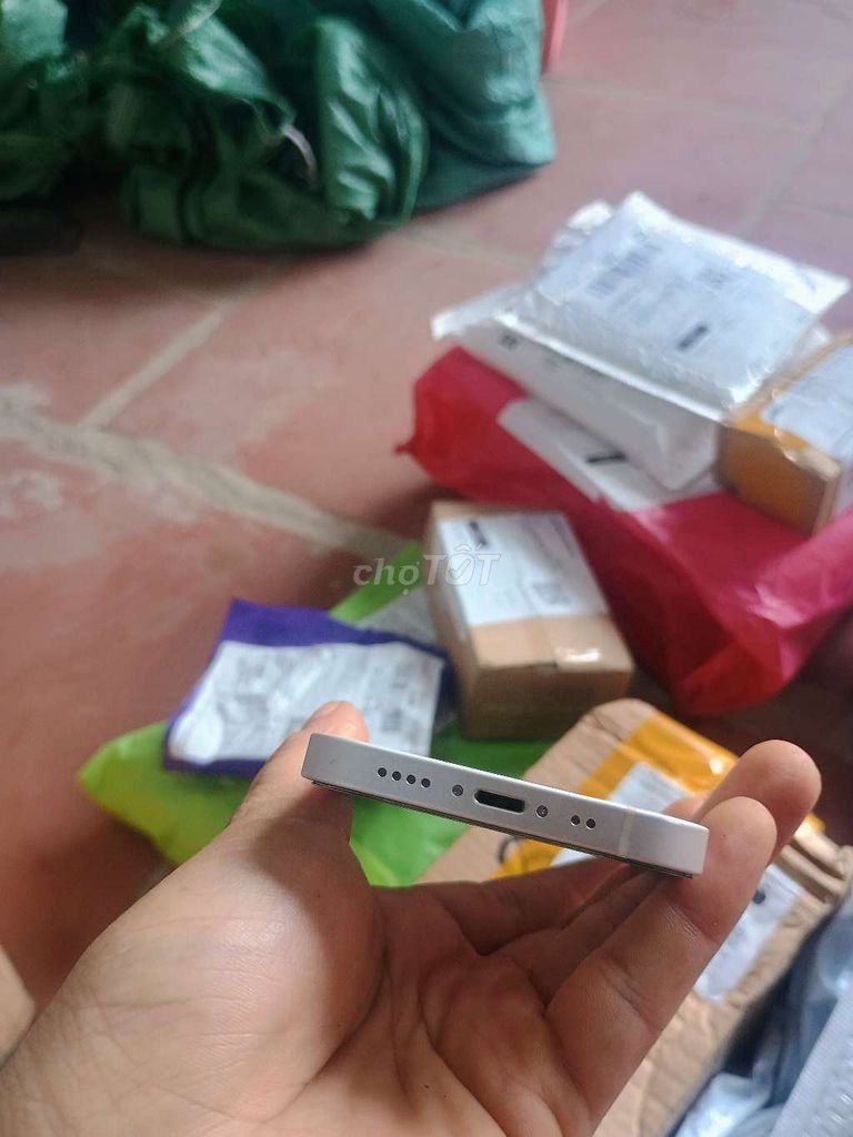 Ip 12 mini. Mua bán Điện thoại tại Huyện Hoài Đức Hà Nội được đăng bởi Binbin Ất hình 3
