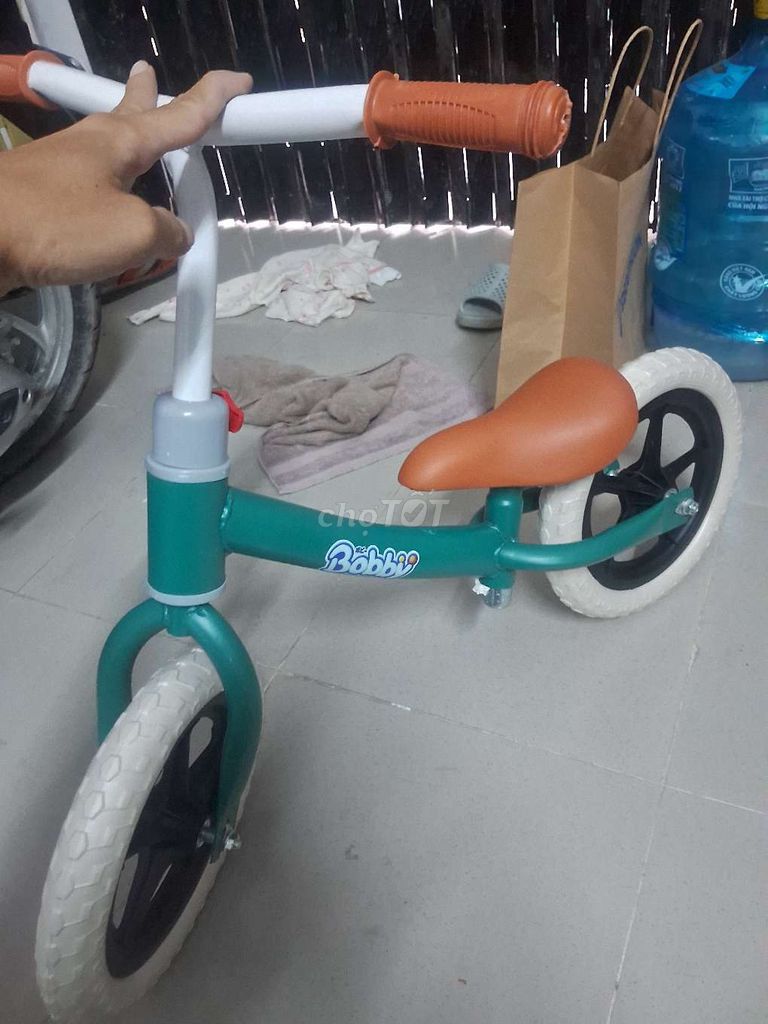 Xe thăng bằng Bobby Xanh ngọc. Mua bán Mẹ và bé tại Quận Tân Bình Tp Hồ Chí Minh được đăng bởi giang hình 1