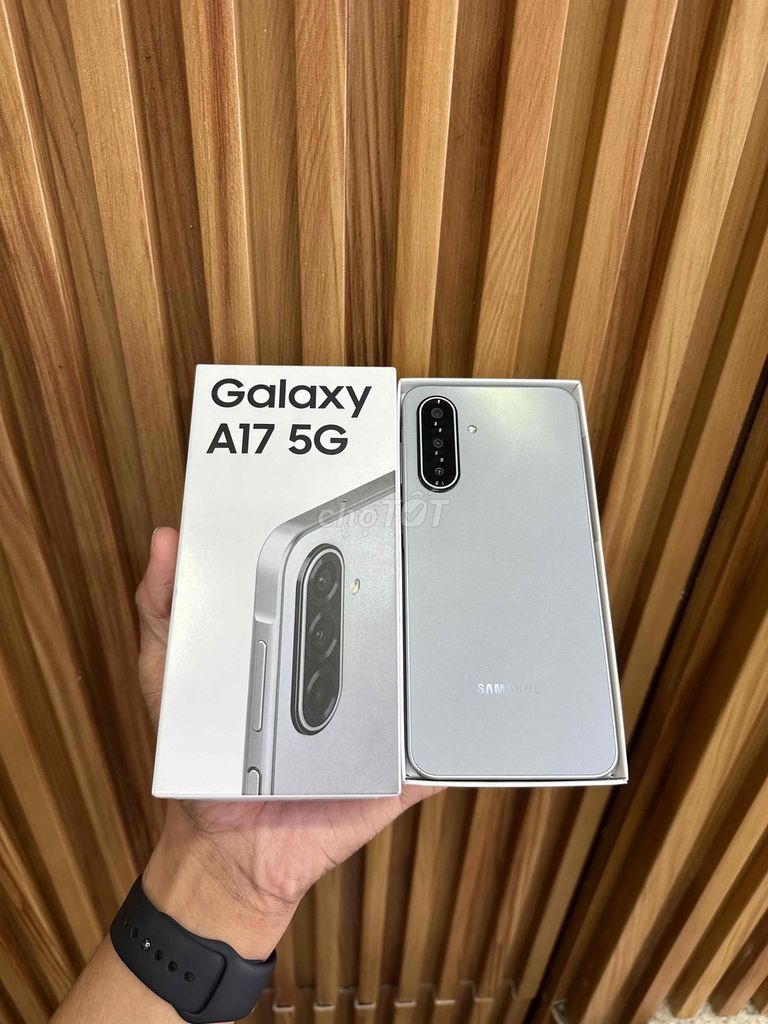 Samsung Galaxy A17 5G 8GB/128GB Bạc Việt Nam 99%. Mua bán Điện thoại tại Quận 8 Tp Hồ Chí Minh được đăng bởi Lê Đặng Minh Khang hình 1
