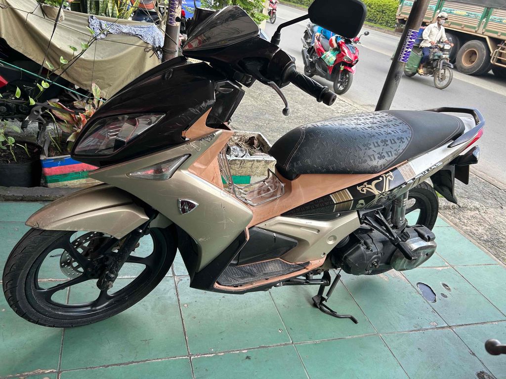 Thanh lý xe Yamaha Nouvo 4 máy kêu nhẹ bít tông. Mua bán Xe máy tại Huyện Hóc Môn Tp Hồ Chí Minh được đăng bởi Xe Máy Xuân Thưởng An Sương hình 3