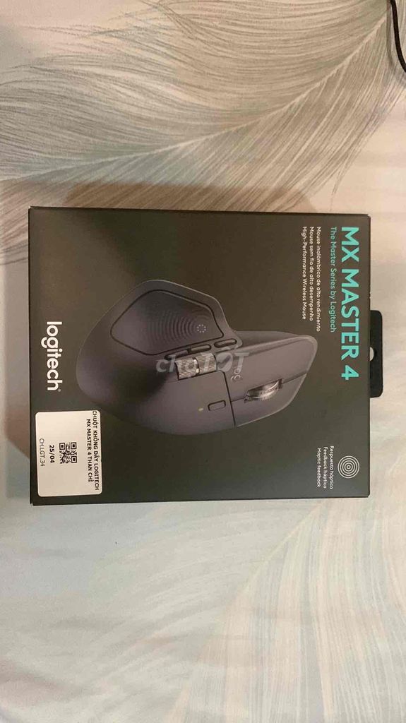Chuột Logitech MX Master 4 Xám Bluetooth. Mua bán Phụ kiện (Màn hình, Chuột...) tại Quận 12 Tp Hồ Chí Minh được đăng bởi Nguyễn Minh Chi hình 1