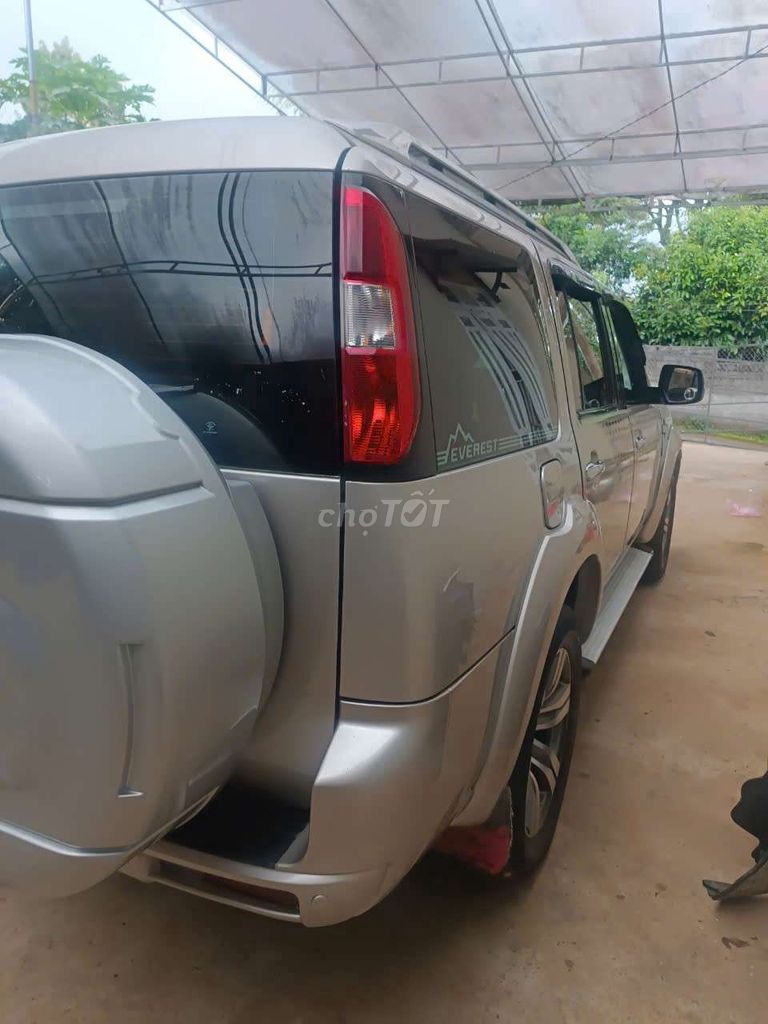 Ford Everest 2013 Số sàn Bạc. Mua bán Ô tô tại Huyện Bảo Lâm Lâm Đồng được đăng bởi Nhung hình 4