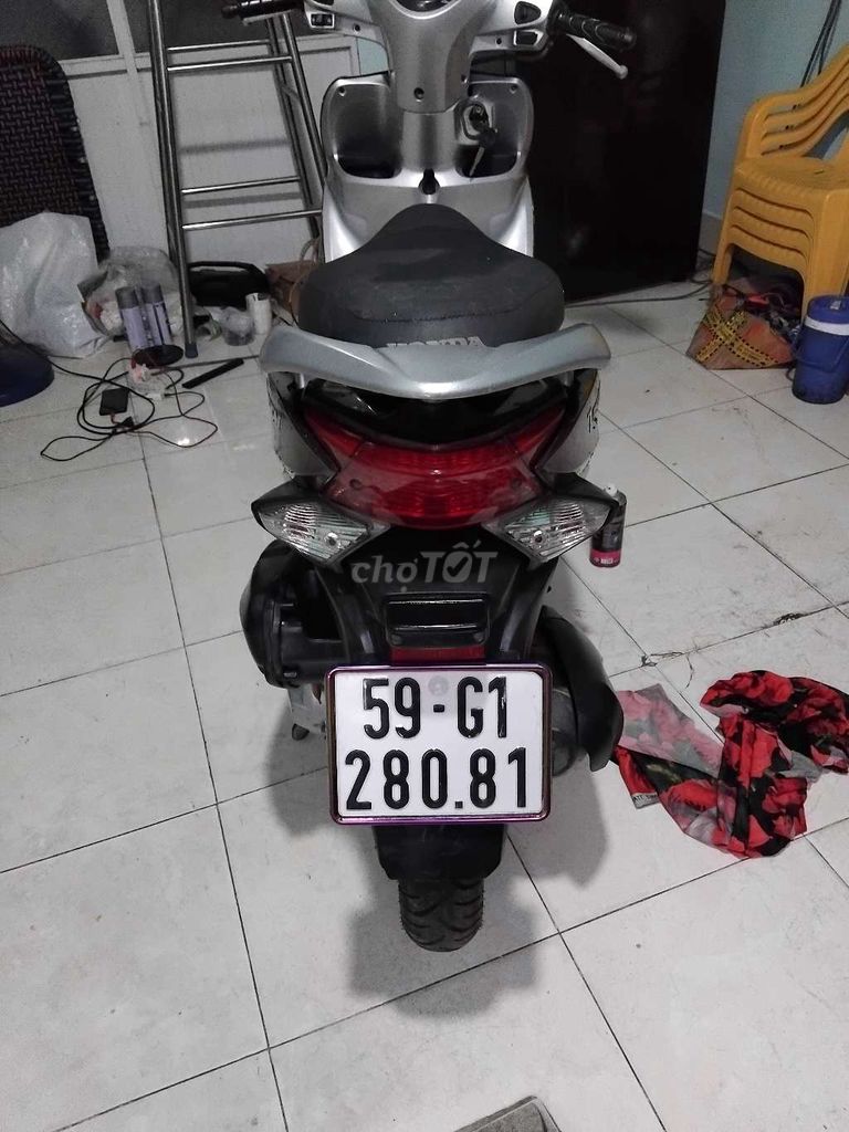 Vision 2012 bstp 9 nut.nâu 4D.xe đẹp giá tốt. Mua bán Xe máy tại Huyện Hóc Môn Tp Hồ Chí Minh được đăng bởi Trần Trương Vũ Phong hình 3