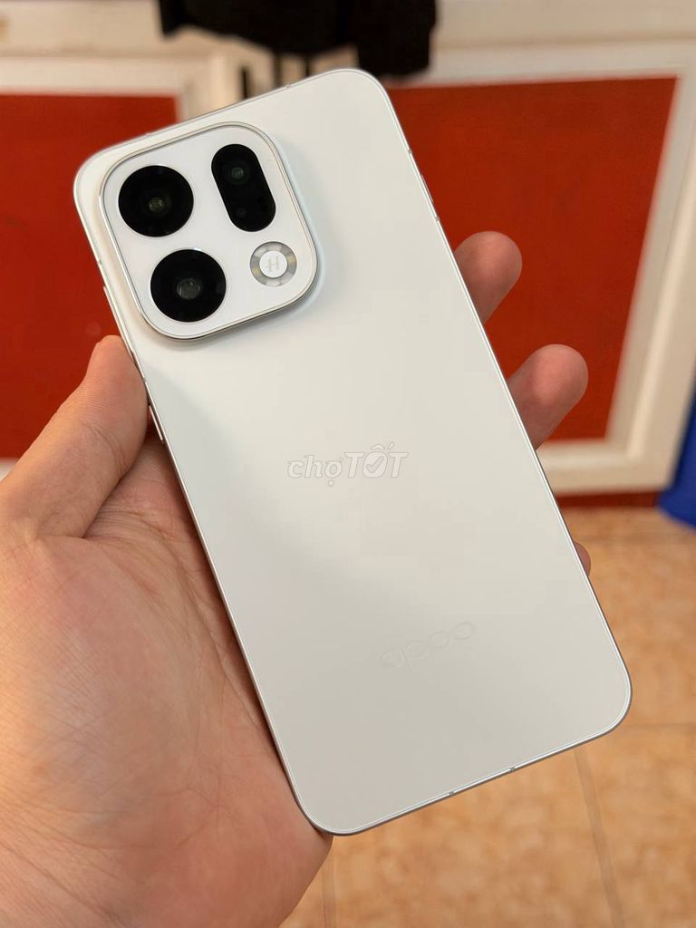 OPPO Find X9 🌟 Frost White hiện đại. Mua bán Điện thoại tại Quận 10 Tp Hồ Chí Minh được đăng bởi Lê Quân Mobile hình 1