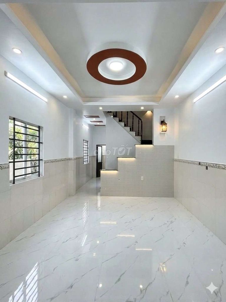 Nhà 2 tầng nguyên căn 120m2 giá rẻ