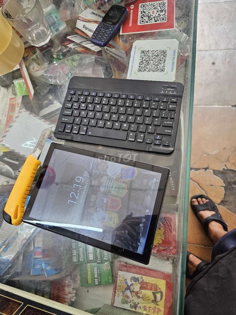 Máy tính bảng Hanzhong Xám Bể mặt kính. Mua bán Máy tính bảng tại Quận Tân Bình Tp Hồ Chí Minh được đăng bởi A phát hình 1