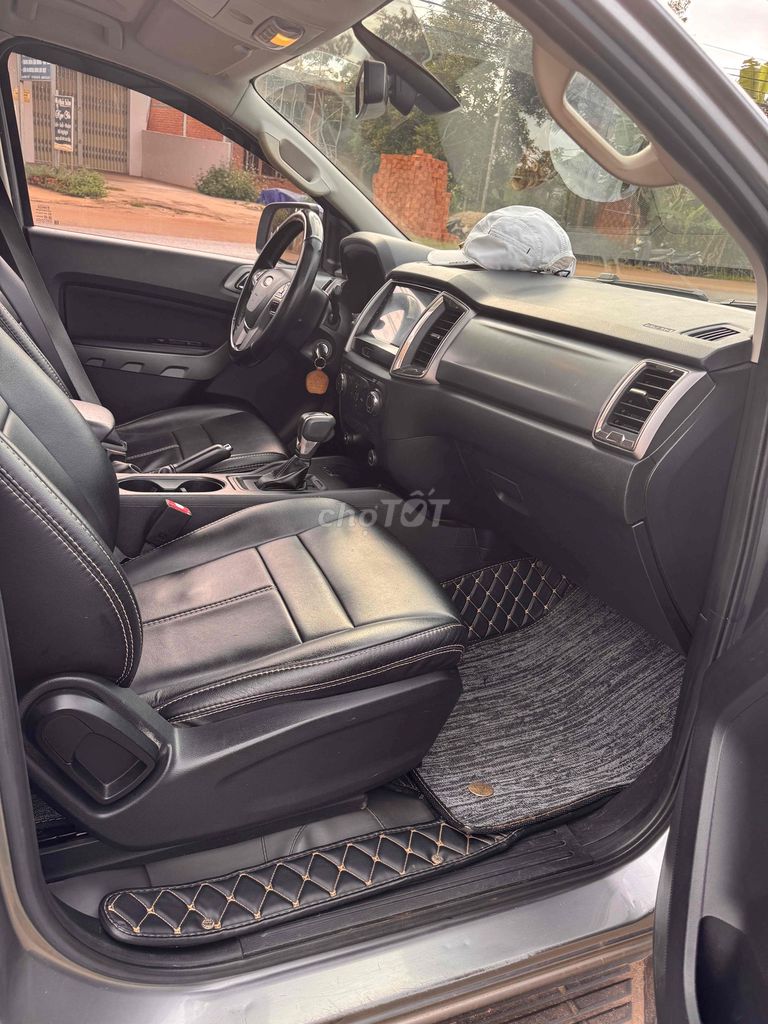 Ford Ranger 2019 XLT 2.2L 4x4 AT - 68000 km. Mua bán Ô tô tại Huyện Cư Kuin Đắk Lắk được đăng bởi Oto Quang Phát hình 3