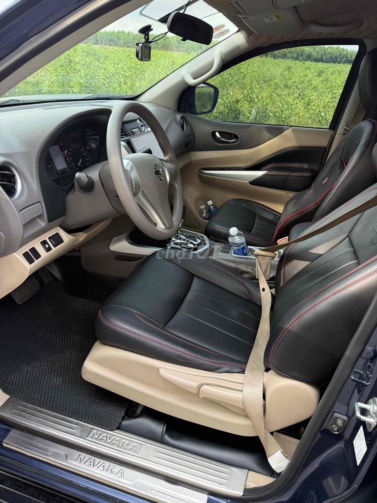 Nissan Navara 2018 Tự động Xanh đậm. Mua bán Ô tô tại Huyện Đức Linh Bình Thuận được đăng bởi Nguyễn hoàng Lâm hình 12
