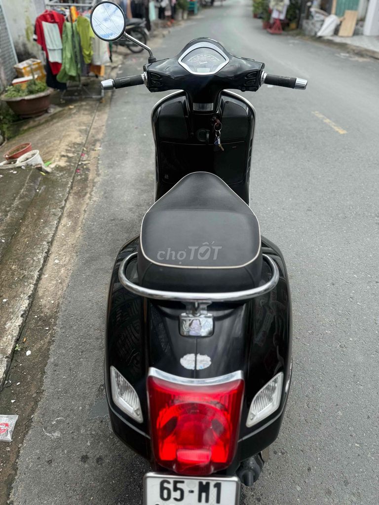 Vespa GTS ABS 2019 B65 GÓP CẦN CCCD ĐỦ 18tUỔI TRẢ. Mua bán Xe máy tại Quận Ninh Kiều Cần Thơ được đăng bởi XE MÁY HOÀNG YẾN hình 4