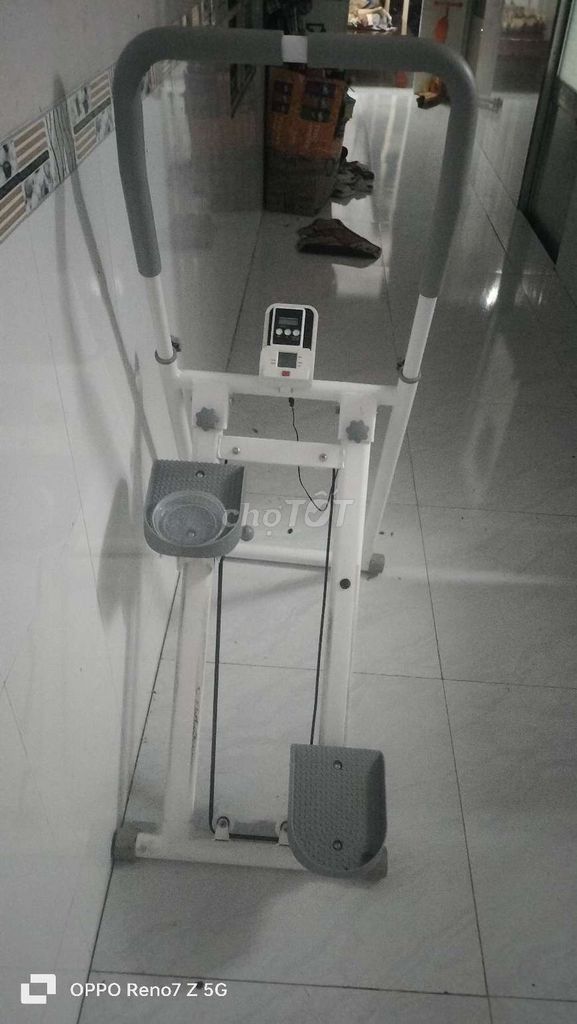 Máy tập leo núi gấp gọn trắng xám. Mua bán Đồ thể thao, Dã ngoại tại Huyện Phong Điền Cần Thơ được đăng bởi Nguyễn Thị Ngọc Nhung  hình 1