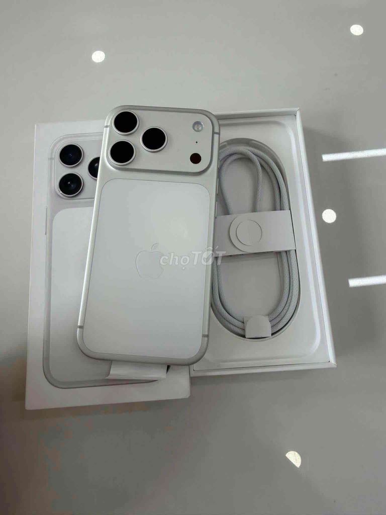 Apple iPhone 17 Pro 512GB Bạc Chính hãng VNA Liken. Mua bán Điện thoại tại Quận Tân Bình Tp Hồ Chí Minh được đăng bởi Shop Trung Văn Apple Watch hình 1