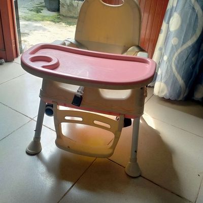 Ghế ngồi ăn dặm cho bé. Mua bán Mẹ và bé tại Thành phố Đà Lạt Lâm Đồng được đăng bởi nhungthoitrang 