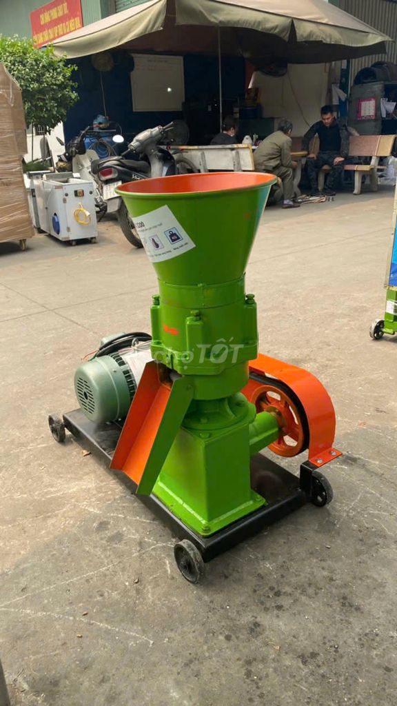 Máy ép cám viên S200 4 Lô bản cải tiến. Mua bán Đồ chuyên dụng, Giống nuôi trồng tại Thị xã Sơn Tây Hà Nội được đăng bởi Hằng Bình Quân  hình 3
