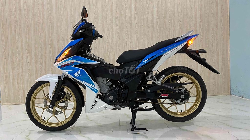 Honda Winner V1 2017. Mua bán Xe máy tại Thành phố Bến Tre Bến Tre được đăng bởi Nghiêm Bảy Mốt hình 3