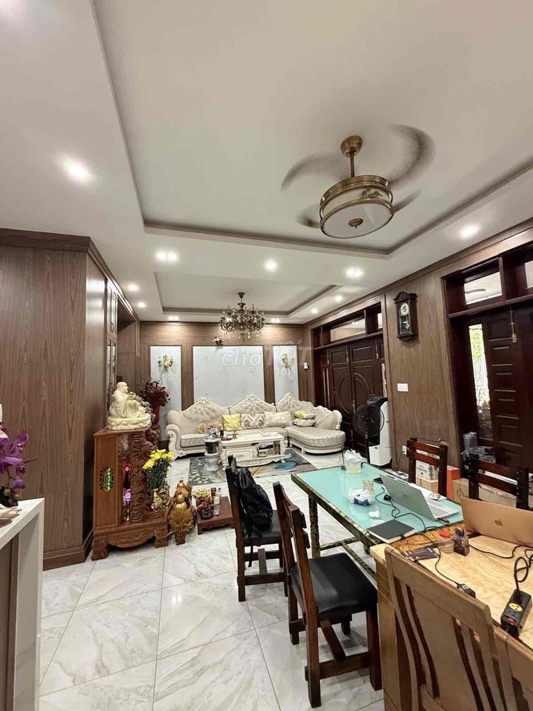 Переулок 8м с гаражом для авто, 72м2, 4 этажа, 7 спален, Nguyen Van Khoi P11 GV, 9.5 млрд