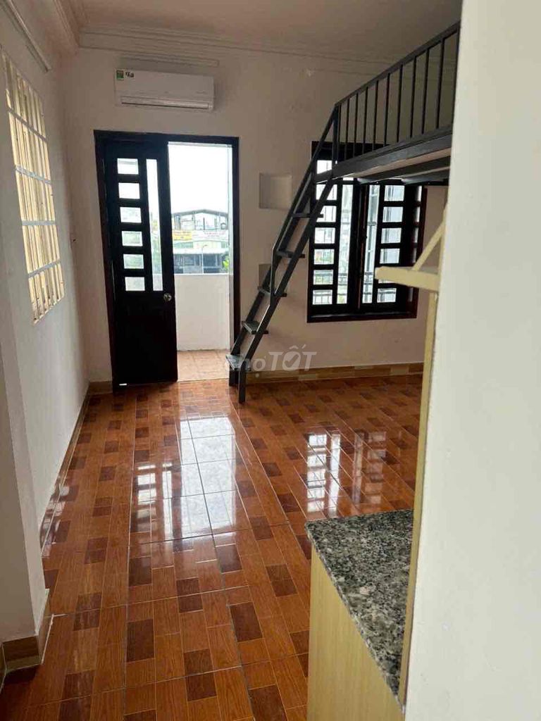 PHÒNG TRỌ CÓ BANCOL NGAY KCX