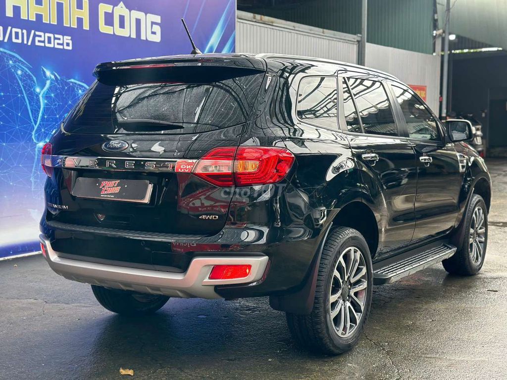 Ford Everest 2022 Titanium 4WD 2.0L, черный, 72 тыс. км