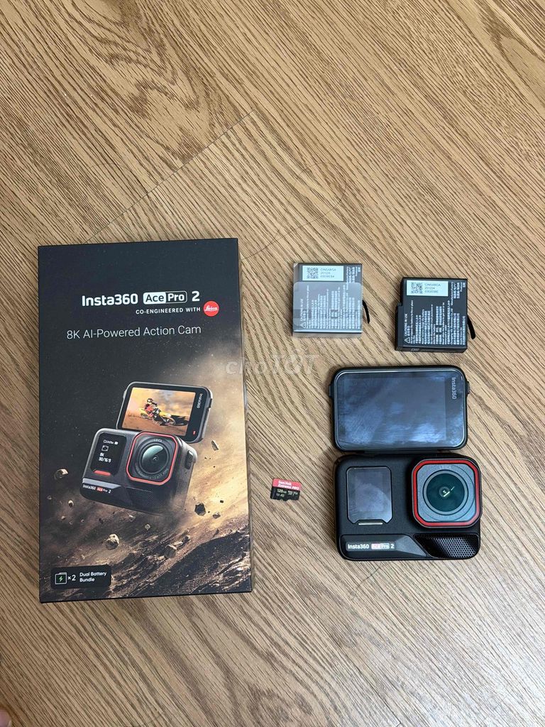 Insta360 Ace Pro 2 128GB likenew. Mua bán Máy ảnh, Máy quay tại Thành phố Long Xuyên An Giang được đăng bởi CherriesCloset hình 1