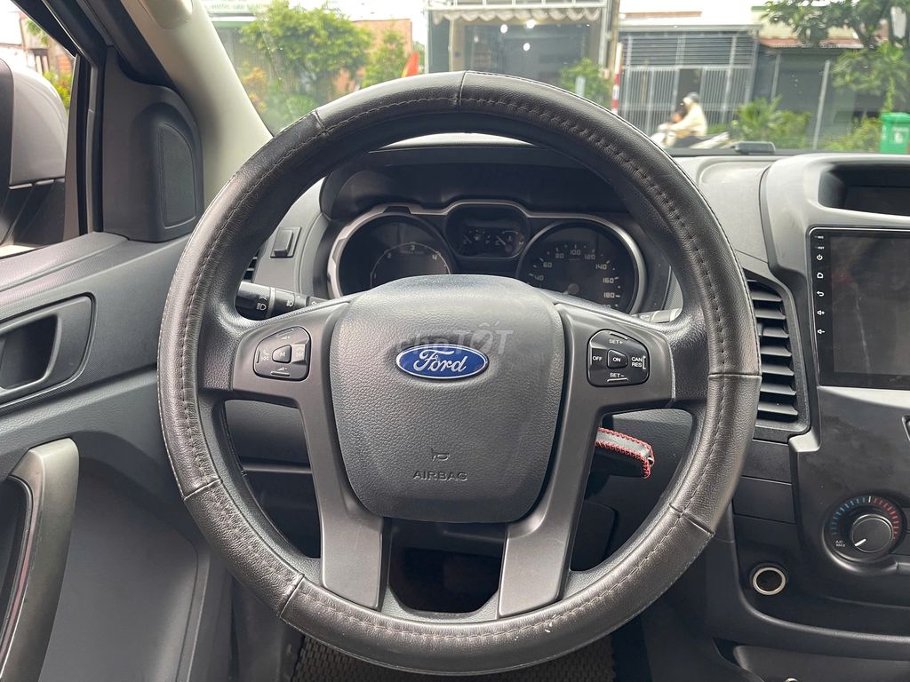 Ford Ranger 2016 XLS 2.2L 4x2 AT. Mua bán Ô tô tại Huyện Tân Phú Đồng Nai được đăng bởi Salon AUTO THÀNH TRUNG Đồng Nai hình 14
