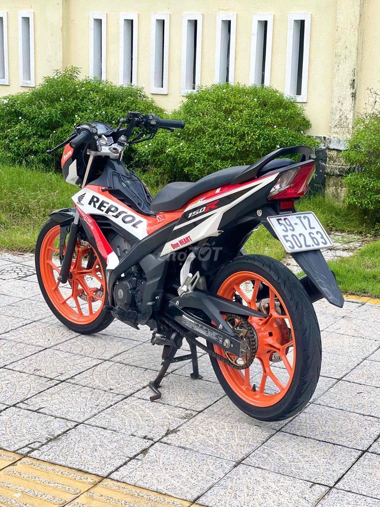 Honda Sonic 2021 спецверсия красный, оранжевый, белый, черный